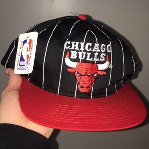 Bulls hat